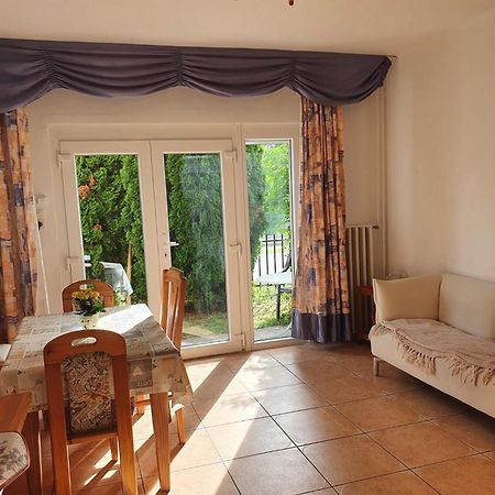 Grosses Ferienhaus Plattensee Balaton - Nyaralo Haz 6 Szobaval, 5 Fuerdoszobaval, 3000 Nm Daire Szolad Dış mekan fotoğraf