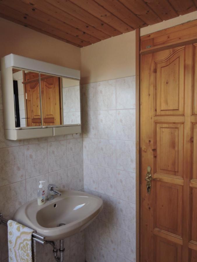 Grosses Ferienhaus Plattensee Balaton - Nyaralo Haz 6 Szobaval, 5 Fuerdoszobaval, 3000 Nm Daire Szolad Dış mekan fotoğraf