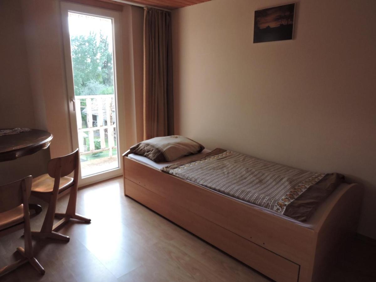 Grosses Ferienhaus Plattensee Balaton - Nyaralo Haz 6 Szobaval, 5 Fuerdoszobaval, 3000 Nm Daire Szolad Dış mekan fotoğraf